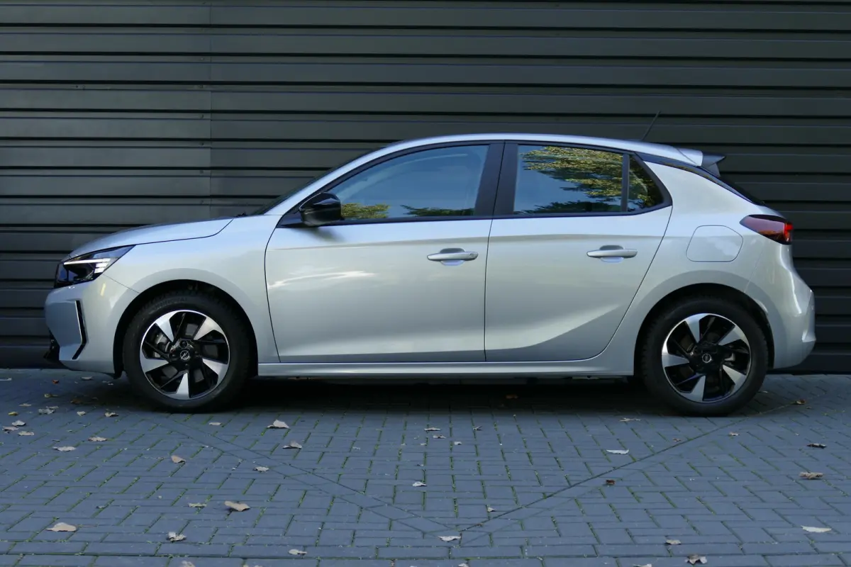 EV 50KWH 136PK EDITION / NAVI / CLIMA / 16" LMV / LED / PDC / BLUETOOTH / CRUISECONTROL / 1E EIGENAAR / SCHITTERENDE STAAT !!
