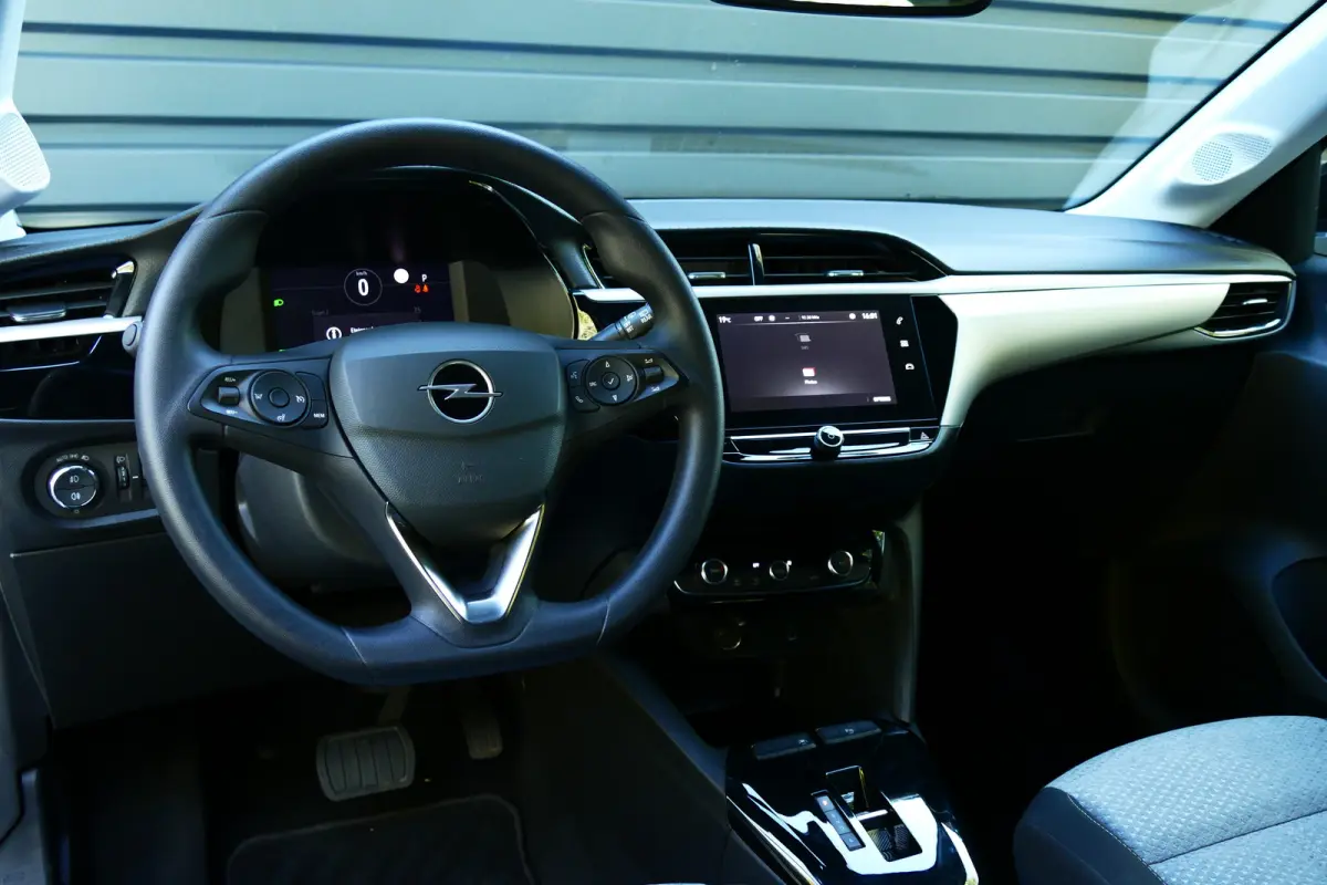 EV 50KWH 136PK EDITION / NAVI / CLIMA / 16" LMV / LED / PDC / BLUETOOTH / CRUISECONTROL / 1E EIGENAAR / SCHITTERENDE STAAT !!