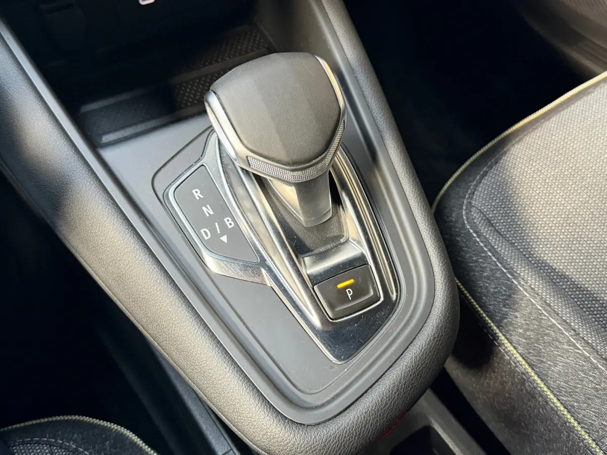 1.6 E-Tech full hybrid 145 techno | Camera | Virtual Dash | ACC | Climate | Automaat | ZGAN | NL Auto | NAP