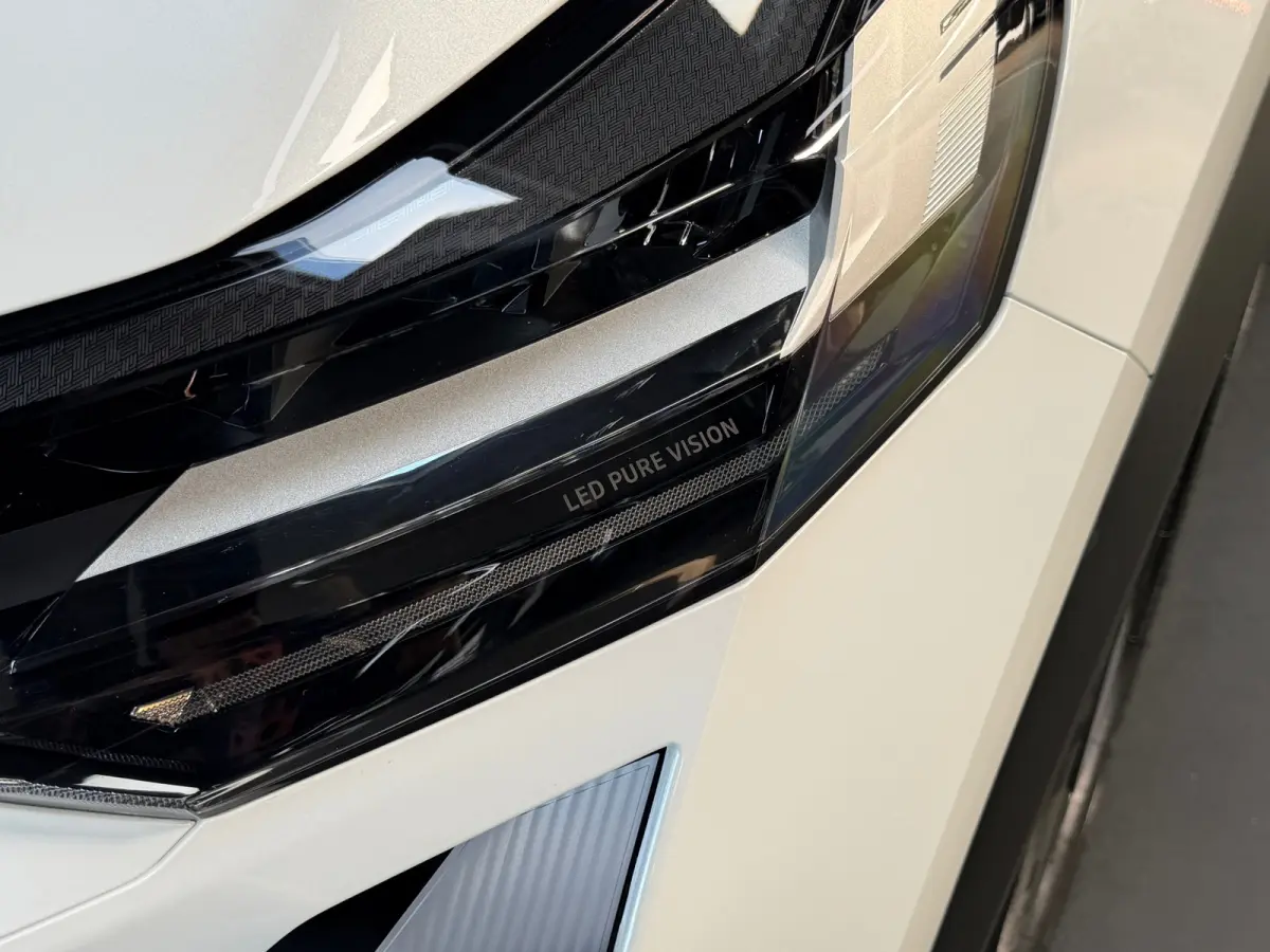 1.6 E-Tech full hybrid 145 techno | Camera | Virtual Dash | ACC | Climate | Automaat | ZGAN | NL Auto | NAP