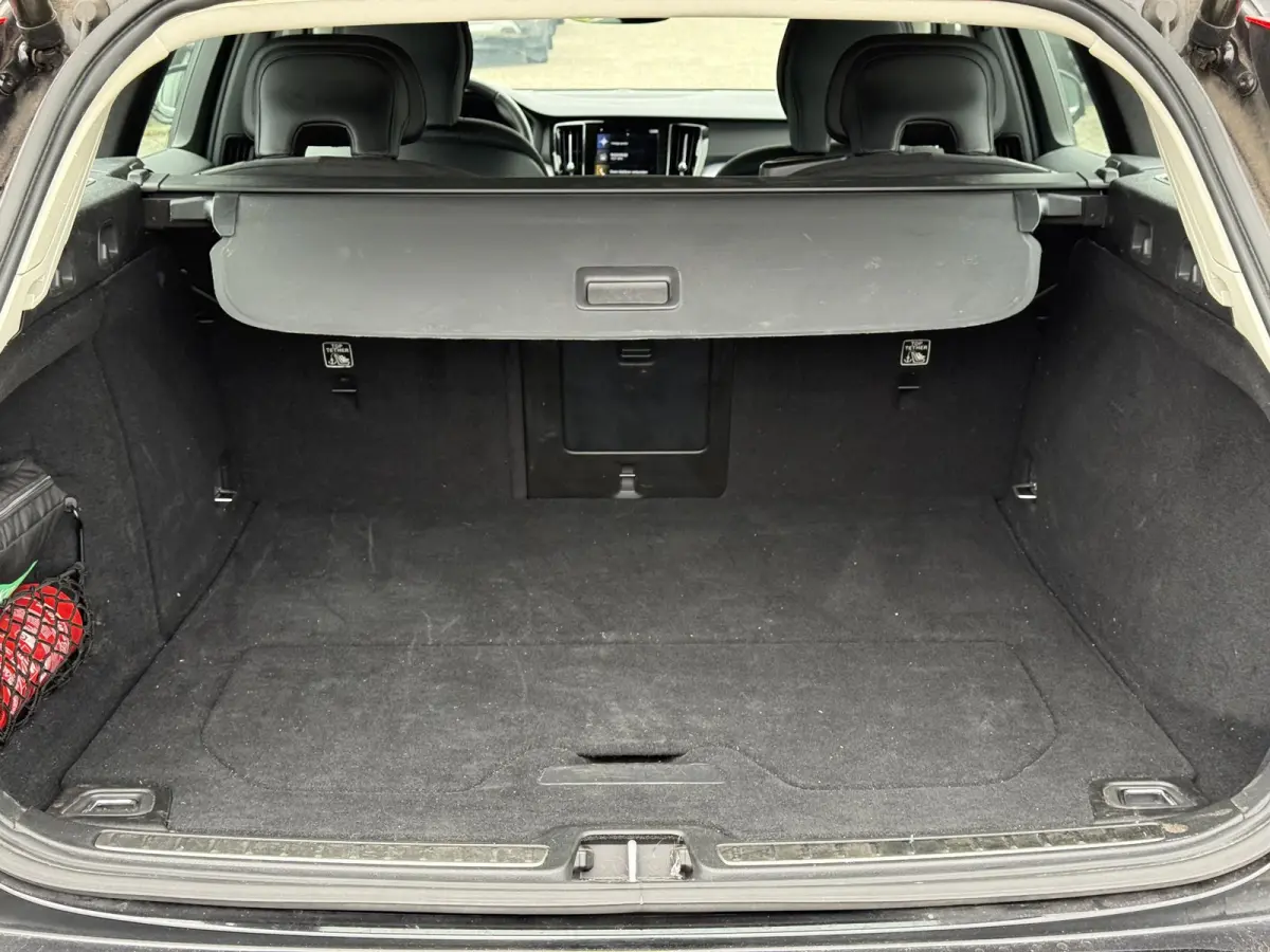 2.0 B3 Momentum | Elektrische Stoelen | BLISS| Keyless |