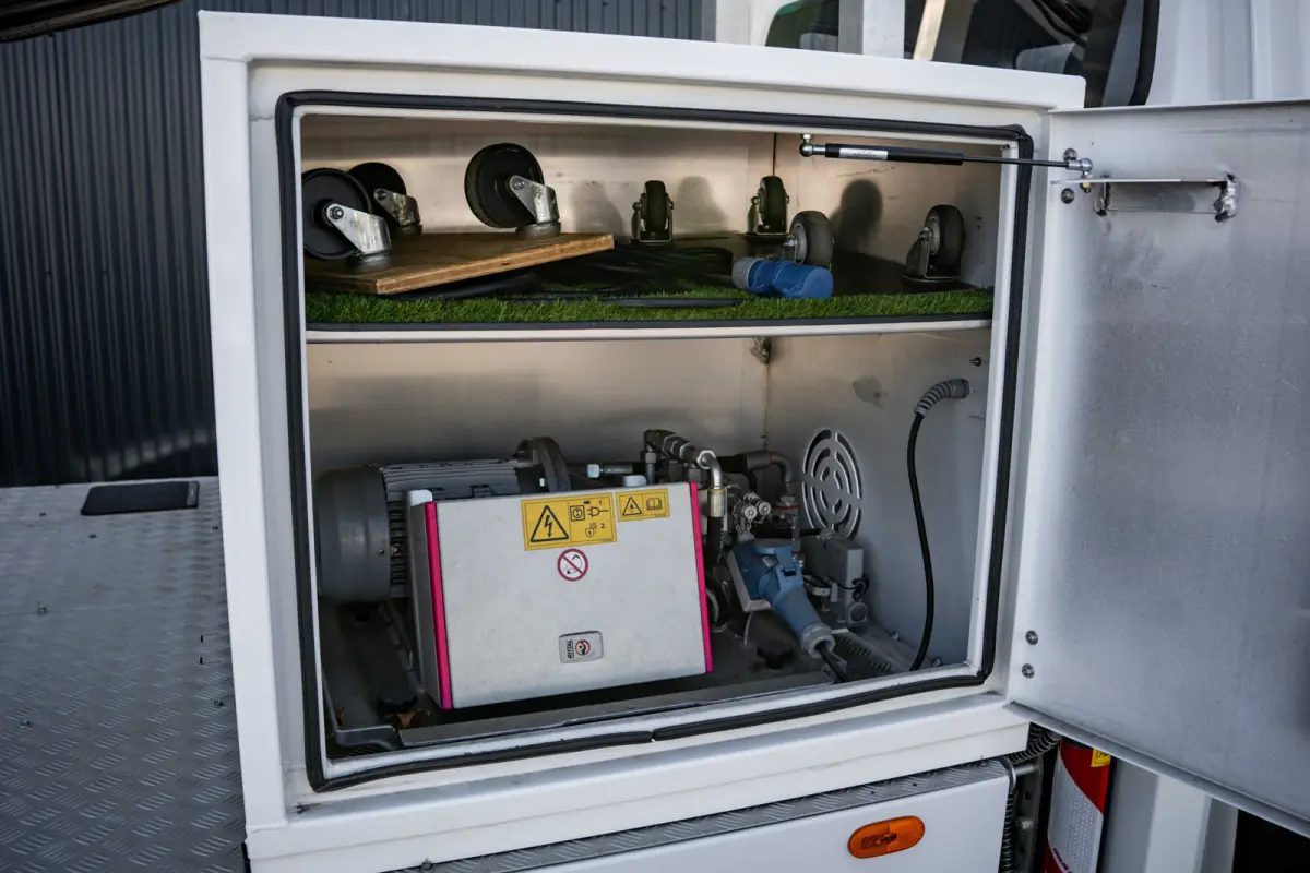 315 | Verhuislift / ladder | Nieuwstaat | Paus City-Floh 27M | 400KG Laadvermogen | Cruise | Airco