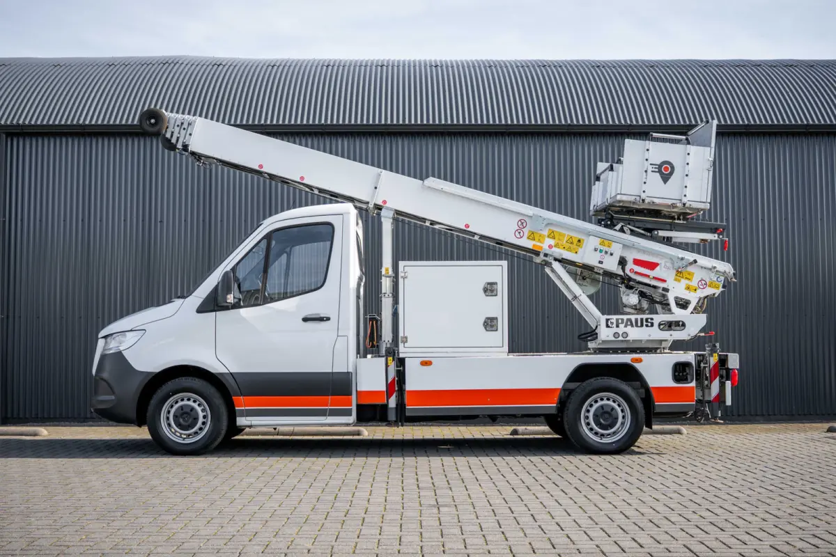 315 | Verhuislift / ladder | Nieuwstaat | Paus City-Floh 27M | 400KG Laadvermogen | Cruise | Airco