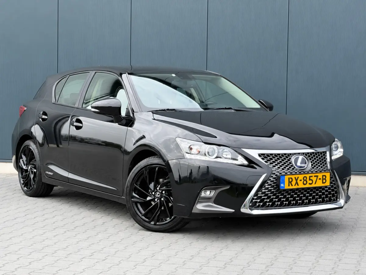 200h Business Line Led - Alcantara - Navi - Camera - Cruise