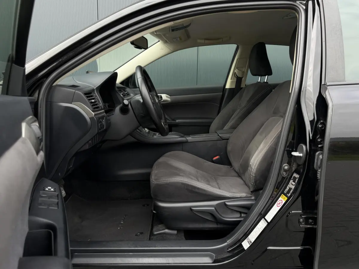 200h Business Line Led - Alcantara - Navi - Camera - Cruise