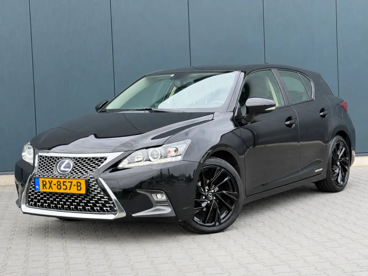 200h Business Line Led - Alcantara - Navi - Camera - Cruise