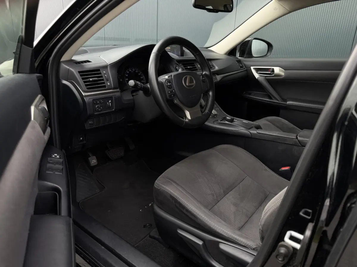 200h Business Line Led - Alcantara - Navi - Camera - Cruise