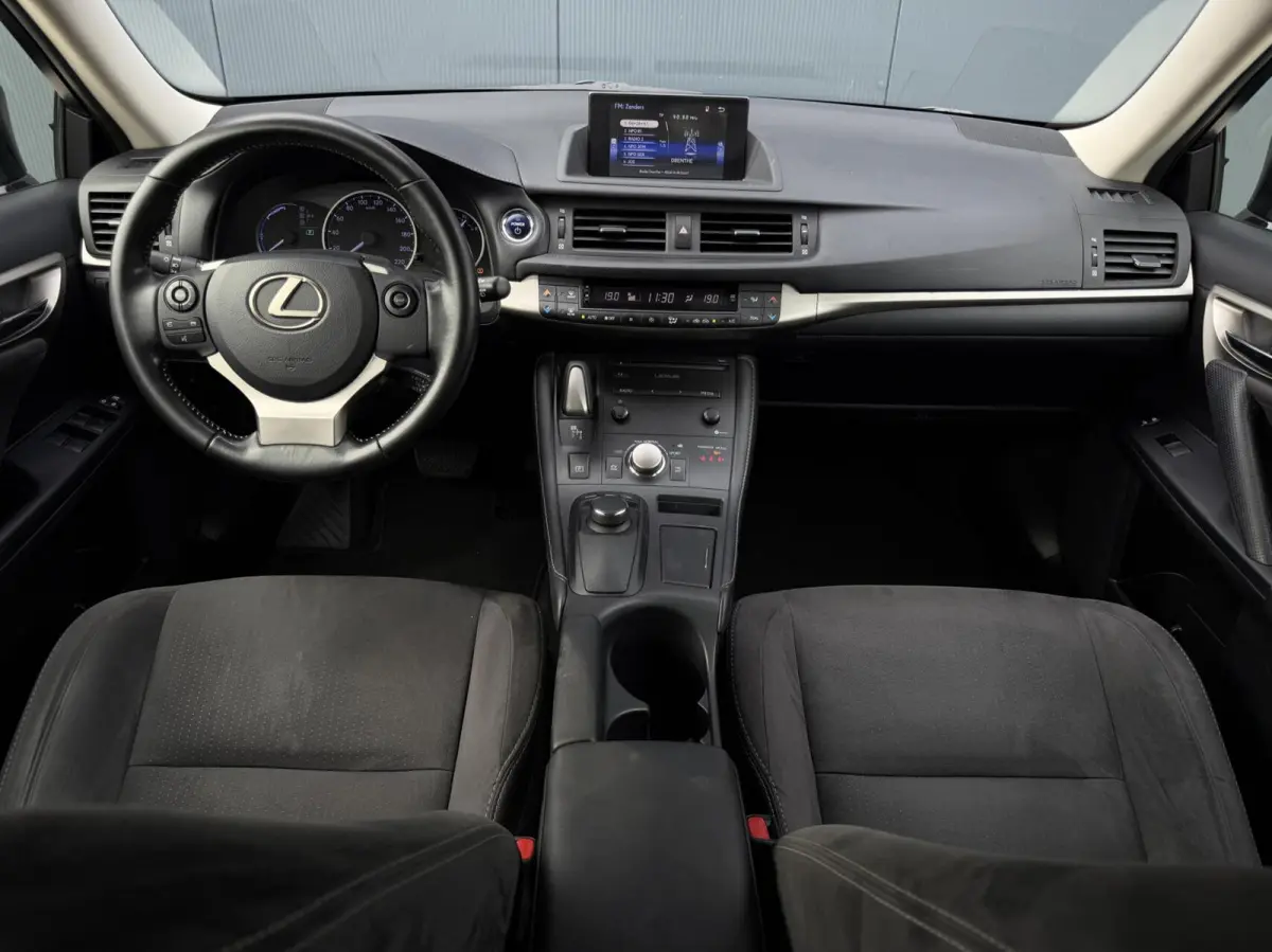 200h Business Line Led - Alcantara - Navi - Camera - Cruise