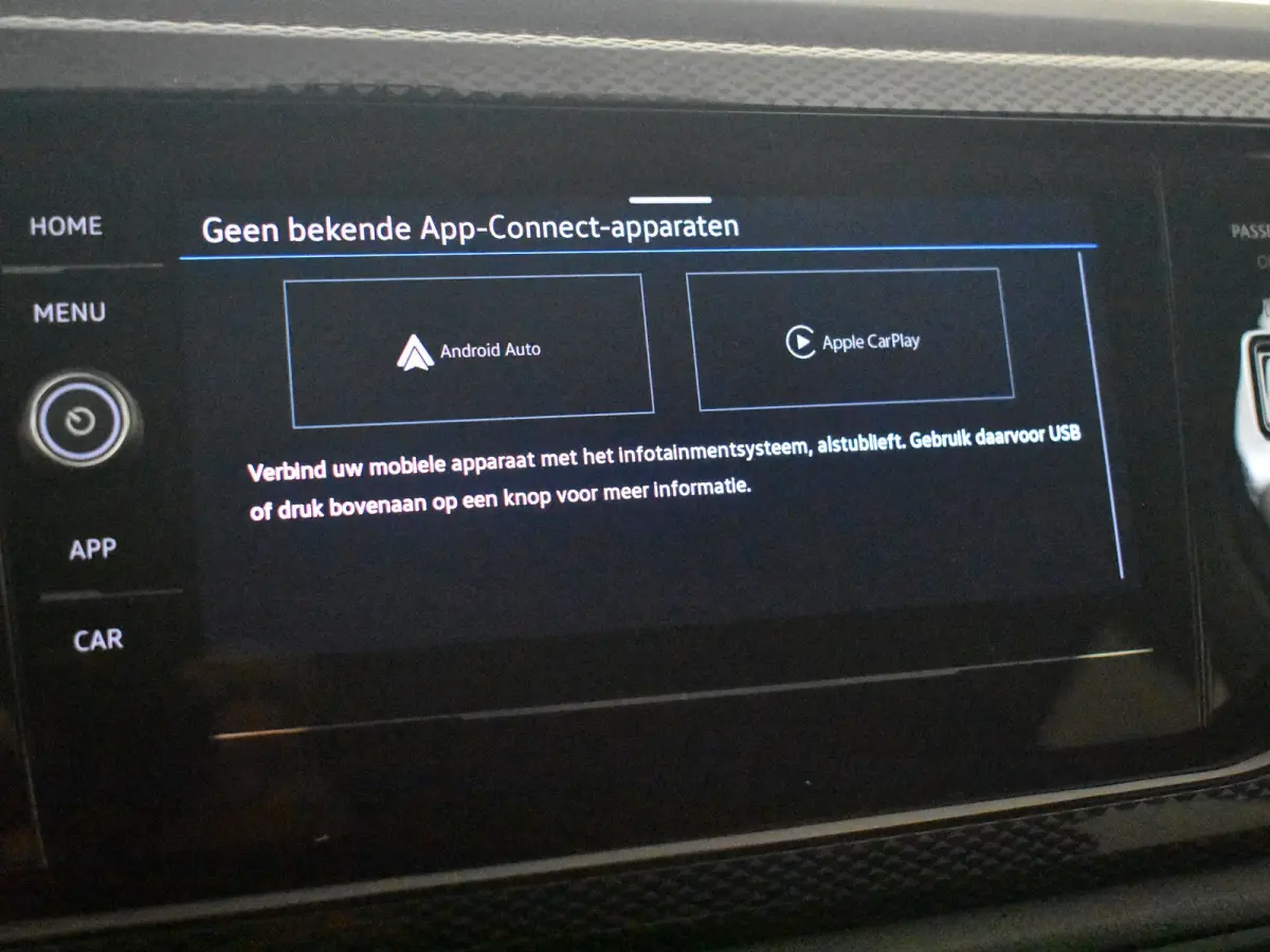 Life Edition 1.0 TSI 7-DSG Auto | Camera | Cr. Contr Adapt | StoelVerwarm. | Apple carplay Android auto | LED | DAB | 15"LMV