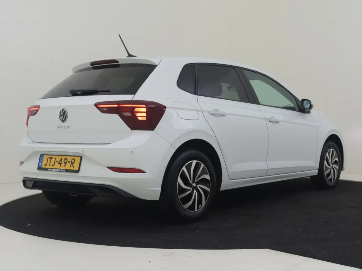 Life Edition 1.0 TSI 7-DSG Auto | Camera | Cr. Contr Adapt | StoelVerwarm. | Apple carplay Android auto | LED | DAB | 15"LMV