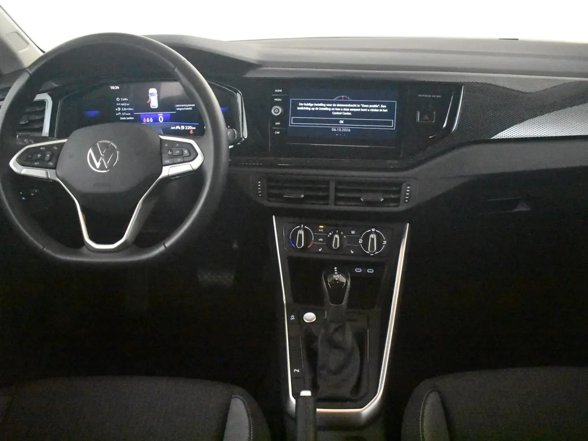 Life Edition 1.0 TSI 7-DSG Auto | Camera | Cr. Contr Adapt | StoelVerwarm. | Apple carplay Android auto | LED | DAB | 15"LMV