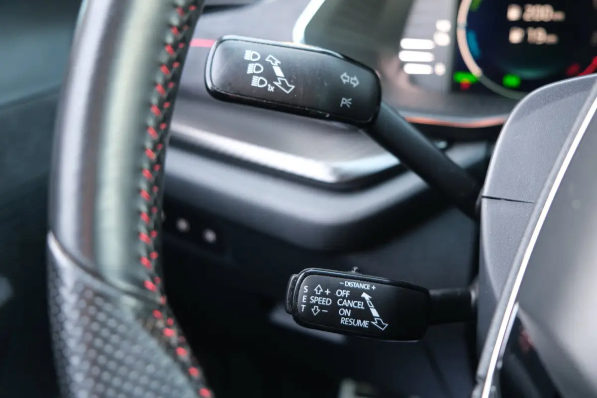 1.4 TSI RS iV PHEV 245PK Led Navi Virtual Keyless ACC Elek Achterklep