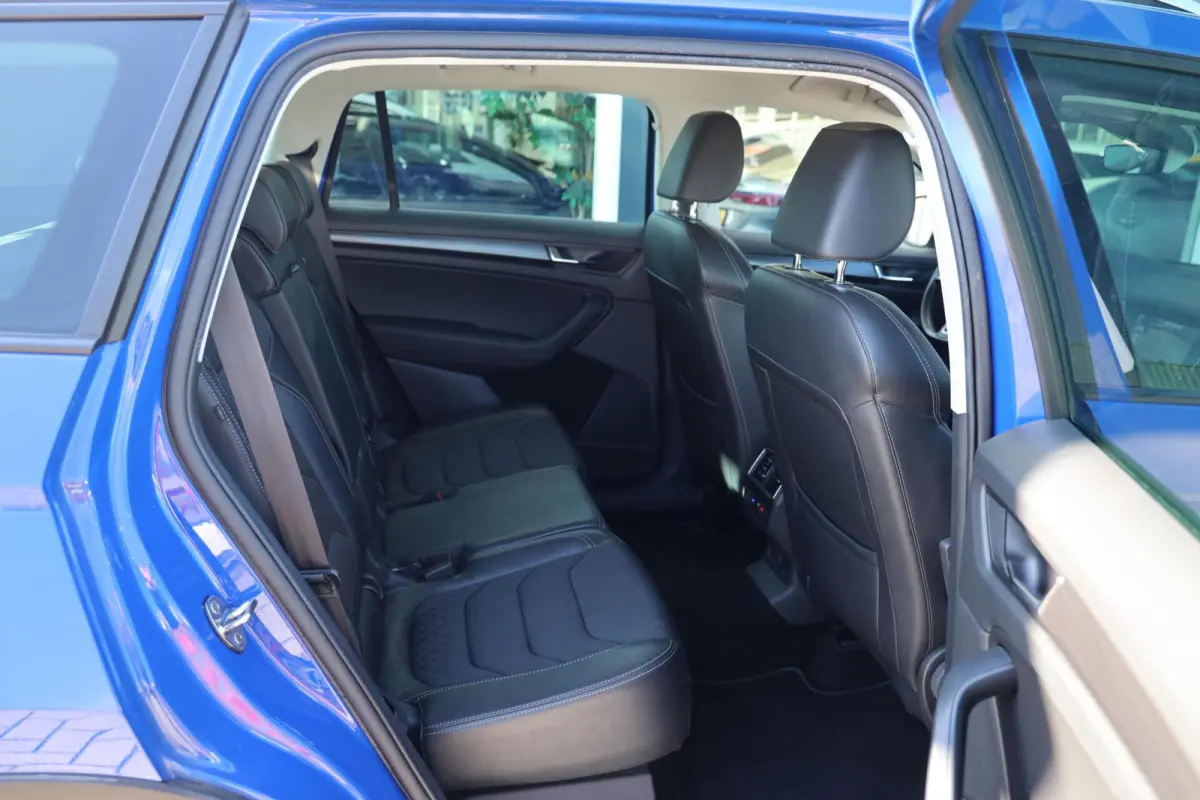 1.5 TSI Business Edition|Trekhaak|Stoelverwarming|ACC|Dodehoek detectie|Carplay|Clima
