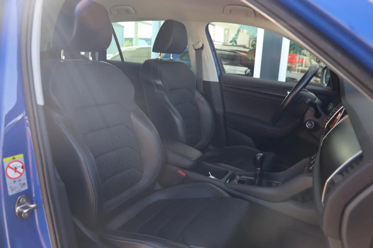 1.5 TSI Business Edition|Trekhaak|Stoelverwarming|ACC|Dodehoek detectie|Carplay|Clima