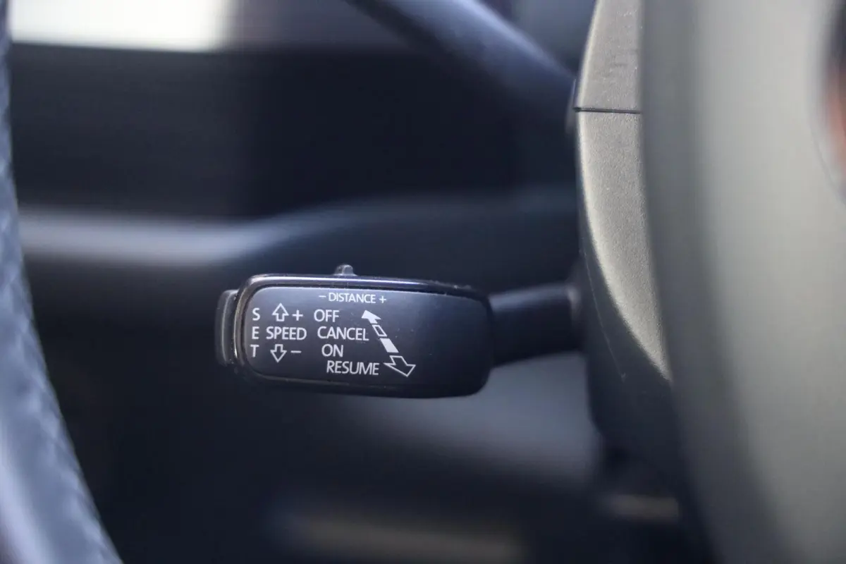 1.5 TSI Business Edition|Trekhaak|Stoelverwarming|ACC|Dodehoek detectie|Carplay|Clima
