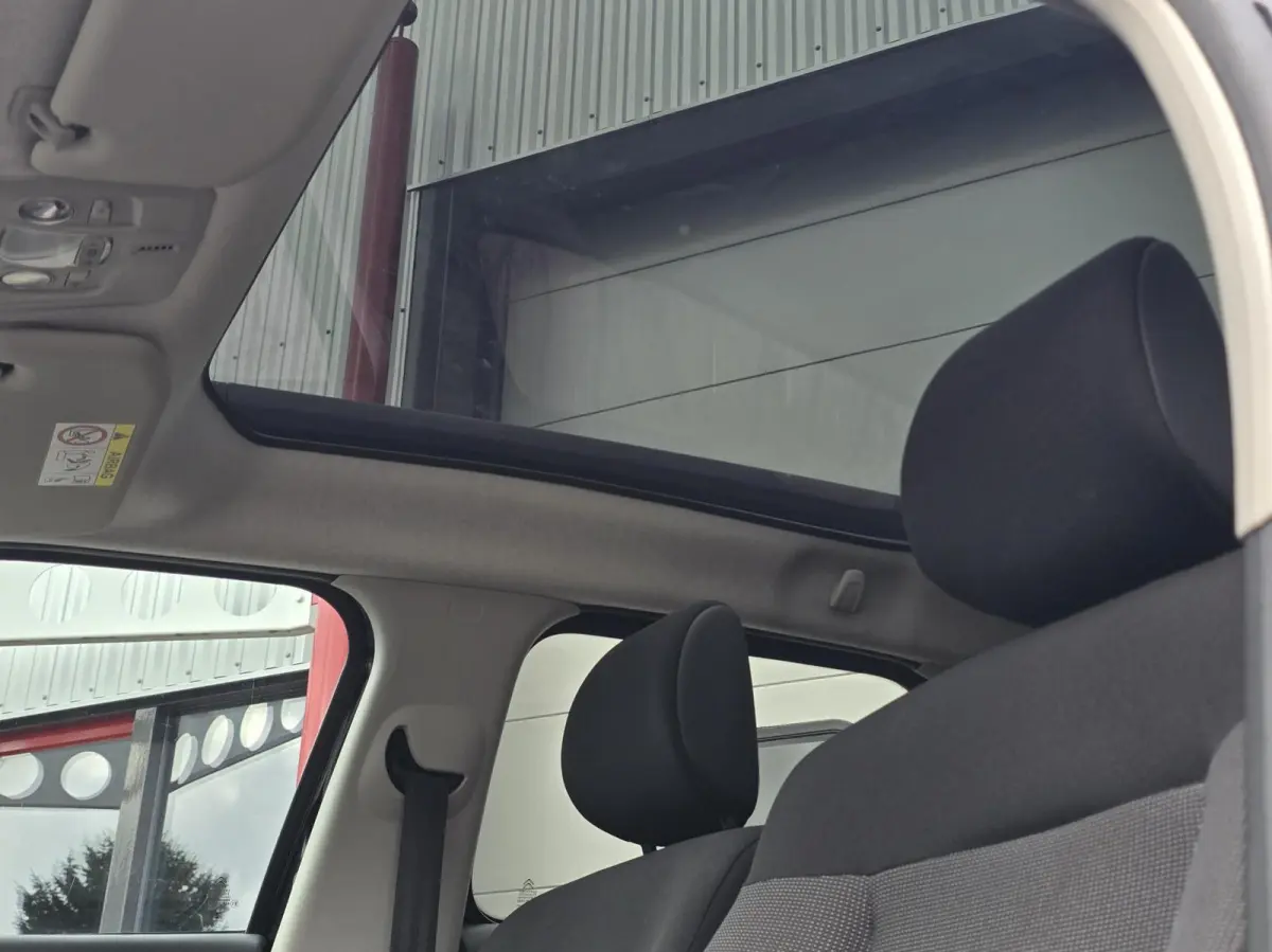 1.2 PureTech Shine Automaat Navi/Pano/PDC