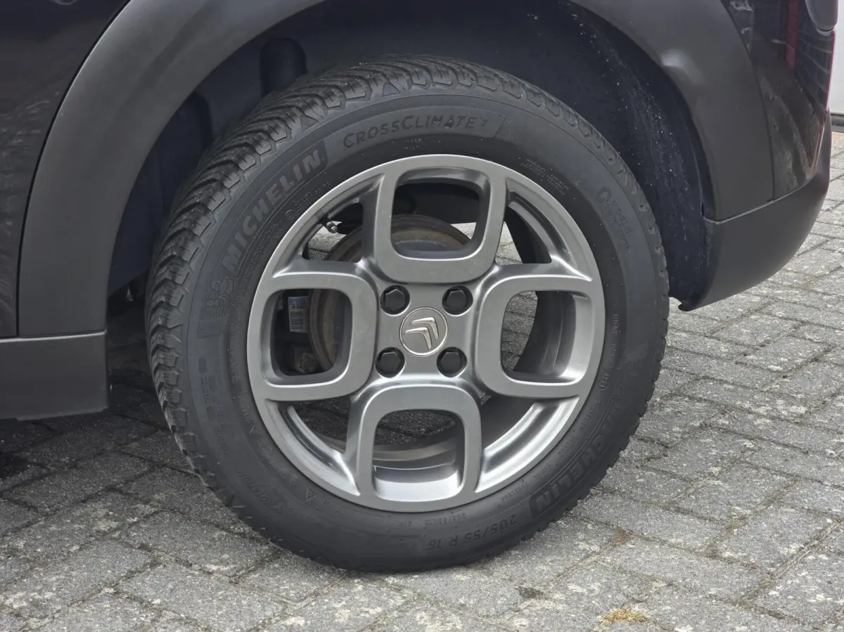 1.2 PureTech Shine Automaat Navi/Pano/PDC