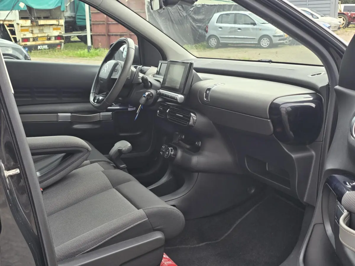 1.2 PureTech Shine Automaat Navi/Pano/PDC
