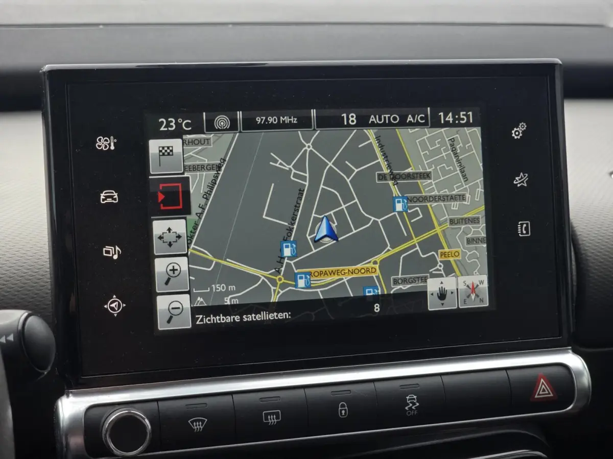 1.2 PureTech Shine Automaat Navi/Pano/PDC