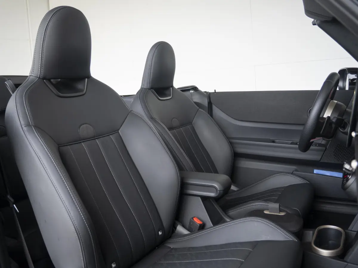 C John Cooper Works | L-pakket | Harmak-Kardon