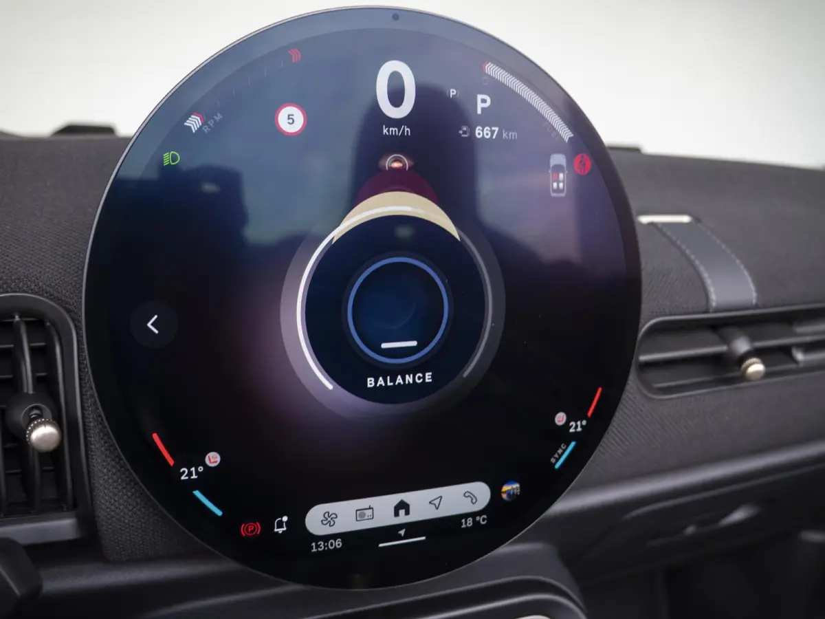 C John Cooper Works | L-pakket | Harmak-Kardon
