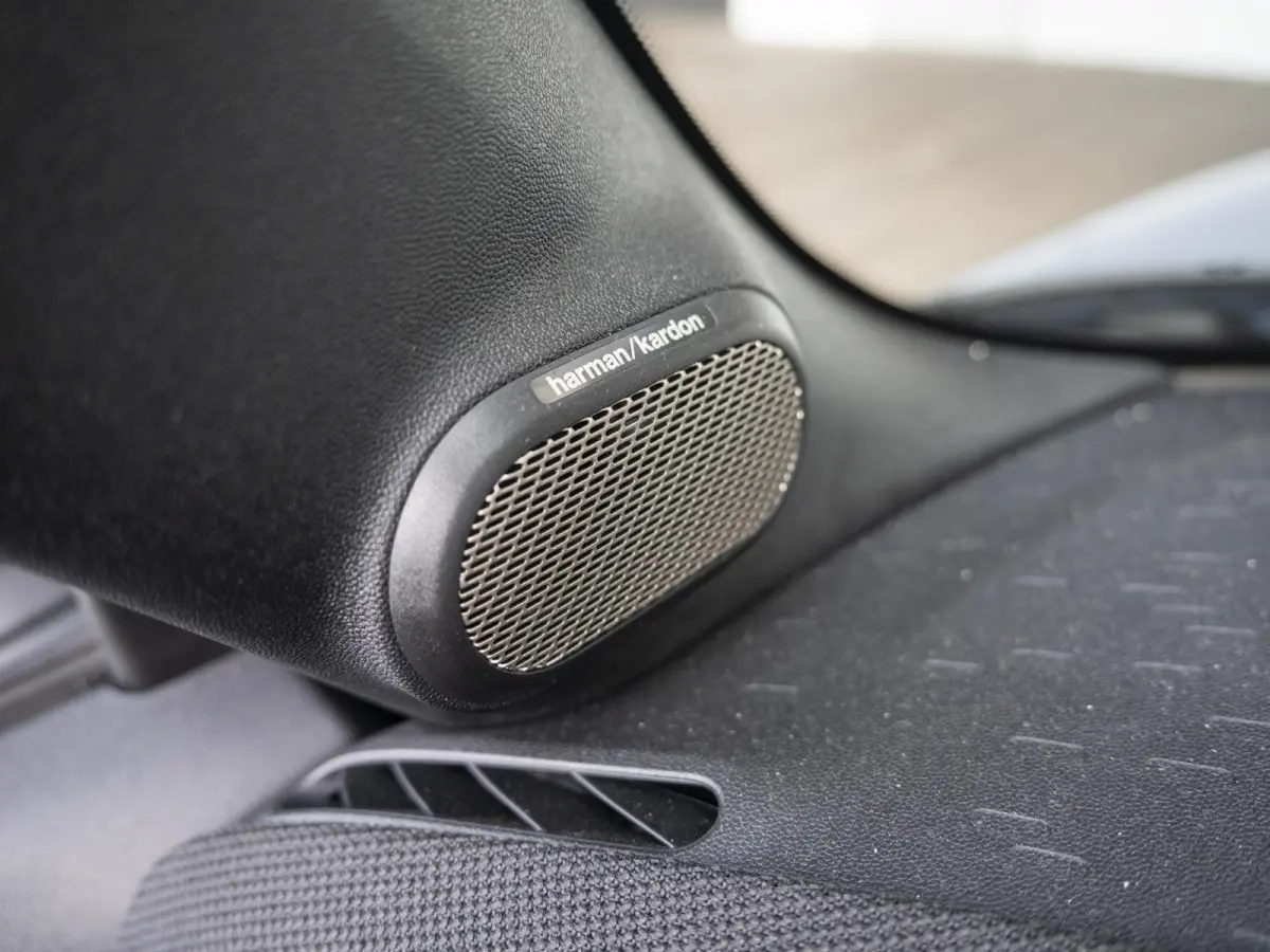 C John Cooper Works | L-pakket | Harmak-Kardon