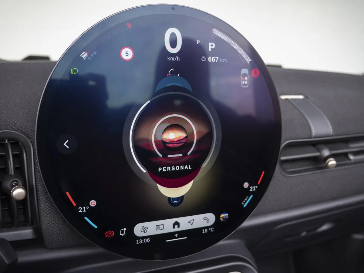 C John Cooper Works | L-pakket | Harmak-Kardon