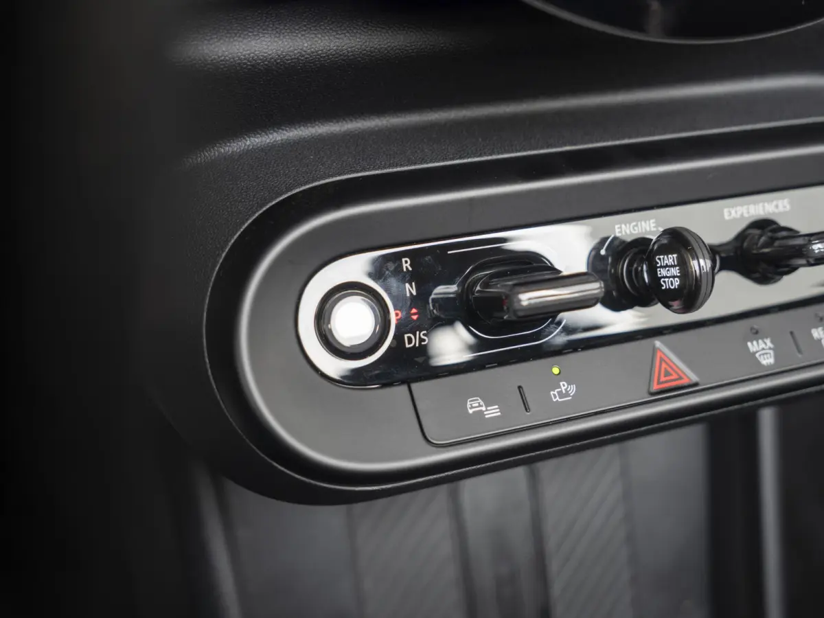 C John Cooper Works | L-pakket | Harmak-Kardon