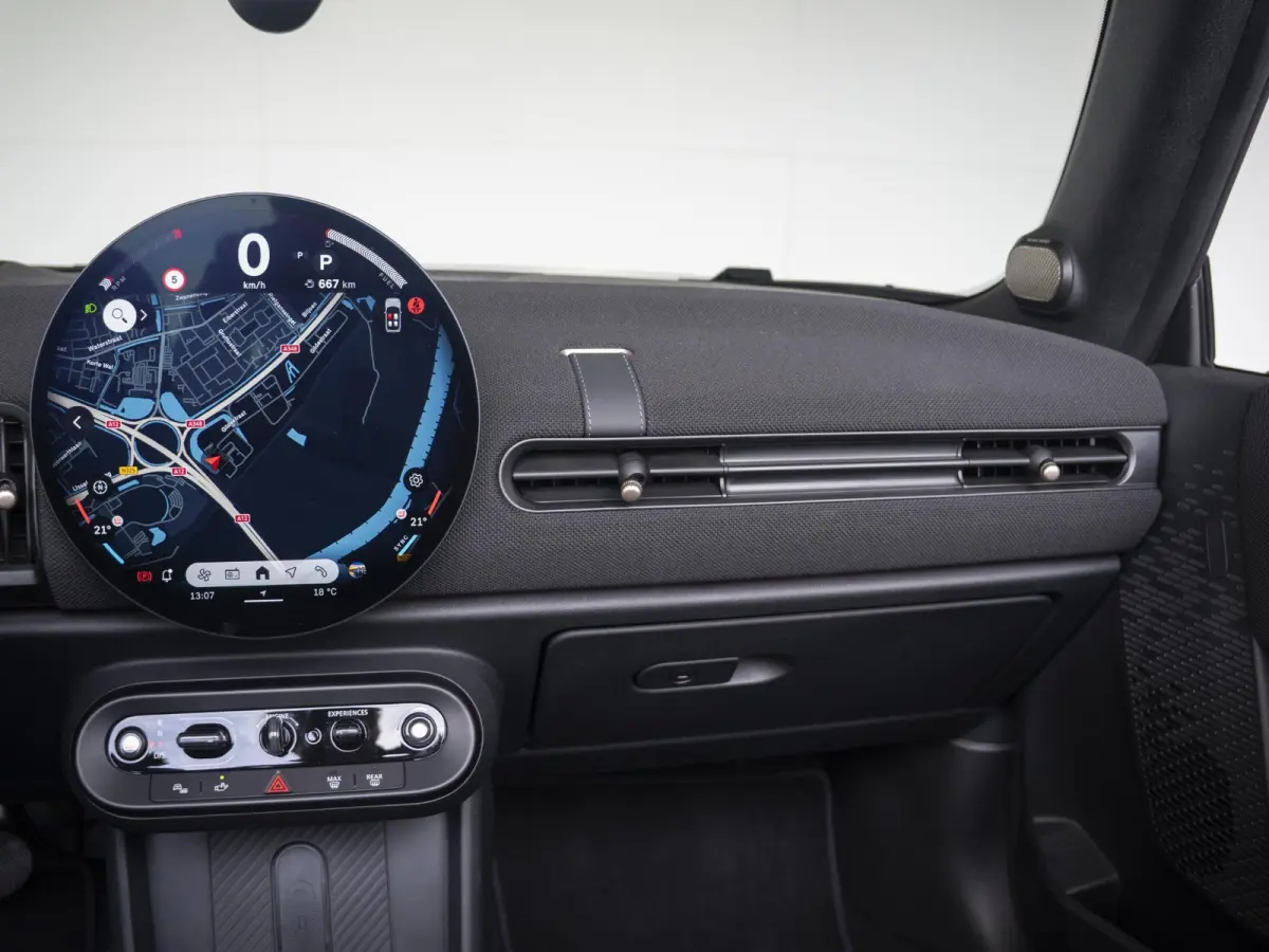 C John Cooper Works | L-pakket | Harmak-Kardon