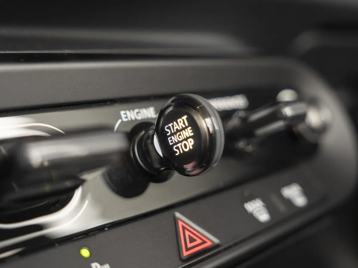 C John Cooper Works | L-pakket | Harmak-Kardon