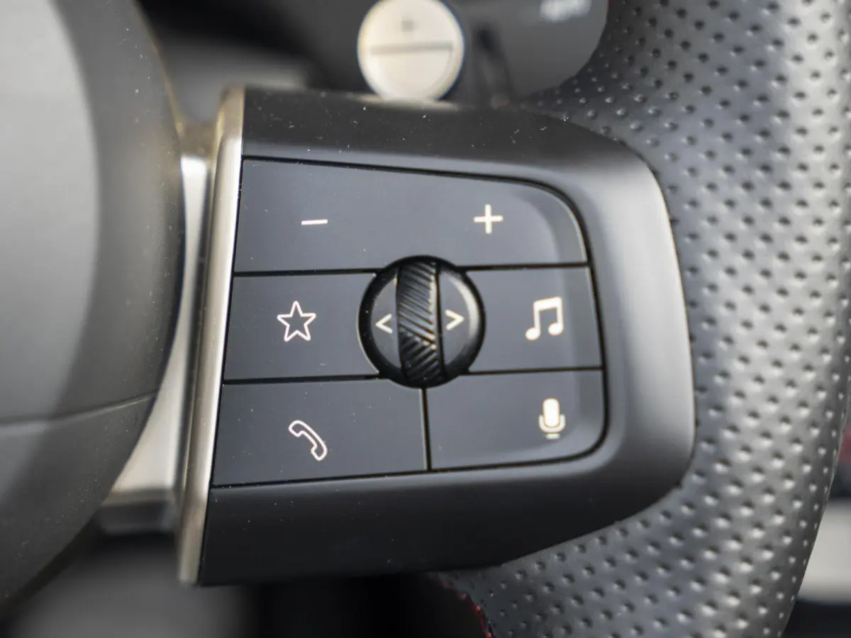 C John Cooper Works | L-pakket | Harmak-Kardon