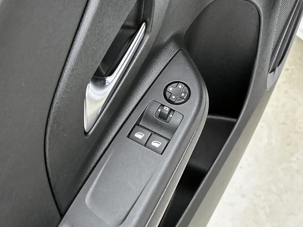 Edition 50 kWh SOH 90% / Warmtepomp / Airco / Apple Carplay Android / Cruise-ctr. / Apk 12-2027
