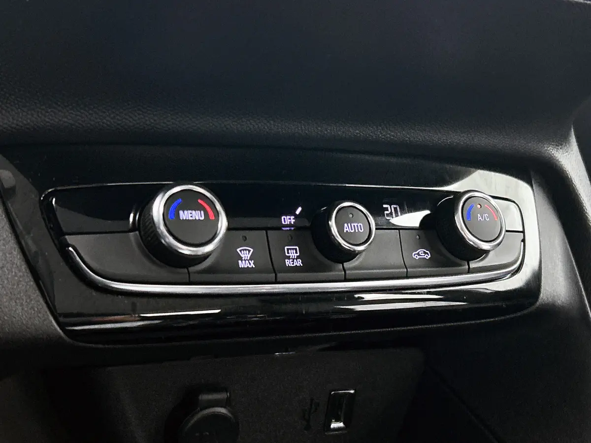 Edition 50 kWh SOH 90% / Warmtepomp / Airco / Apple Carplay Android / Cruise-ctr. / Apk 12-2027