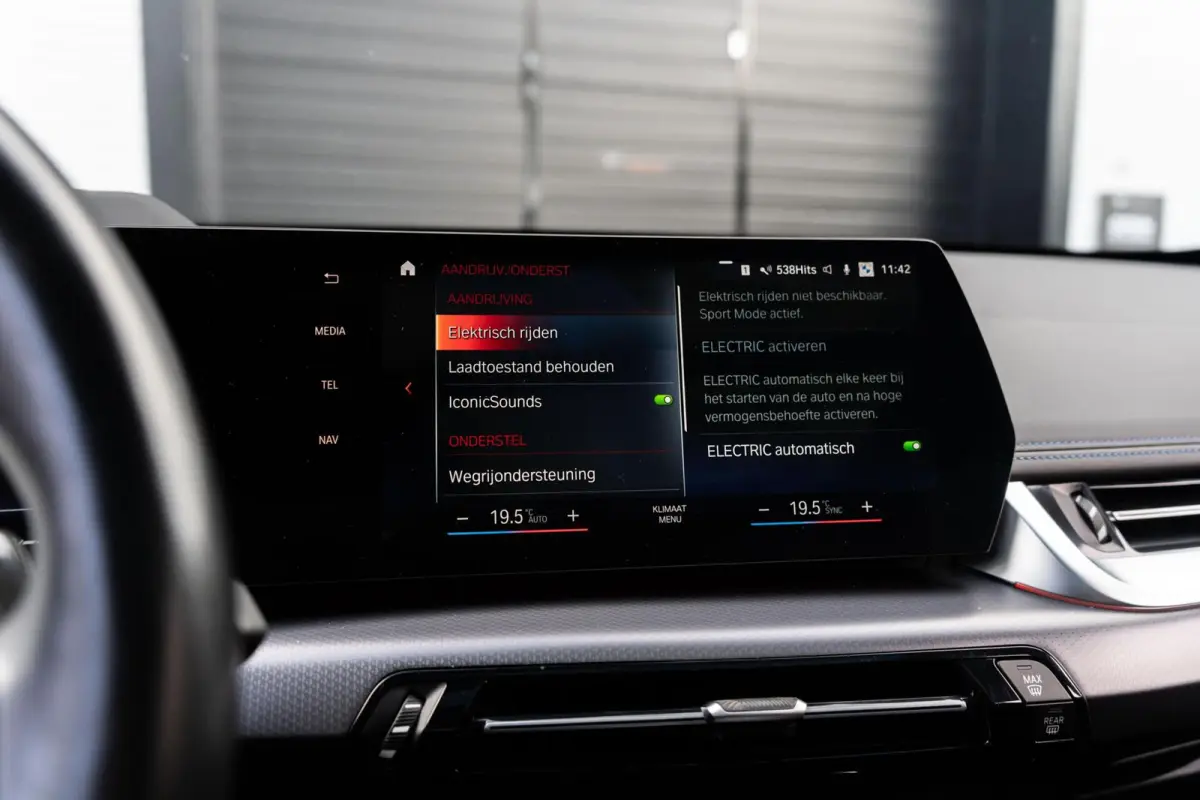 xDrive30e M Sportpakket Panodak Trekhaak HUD 360 Memo