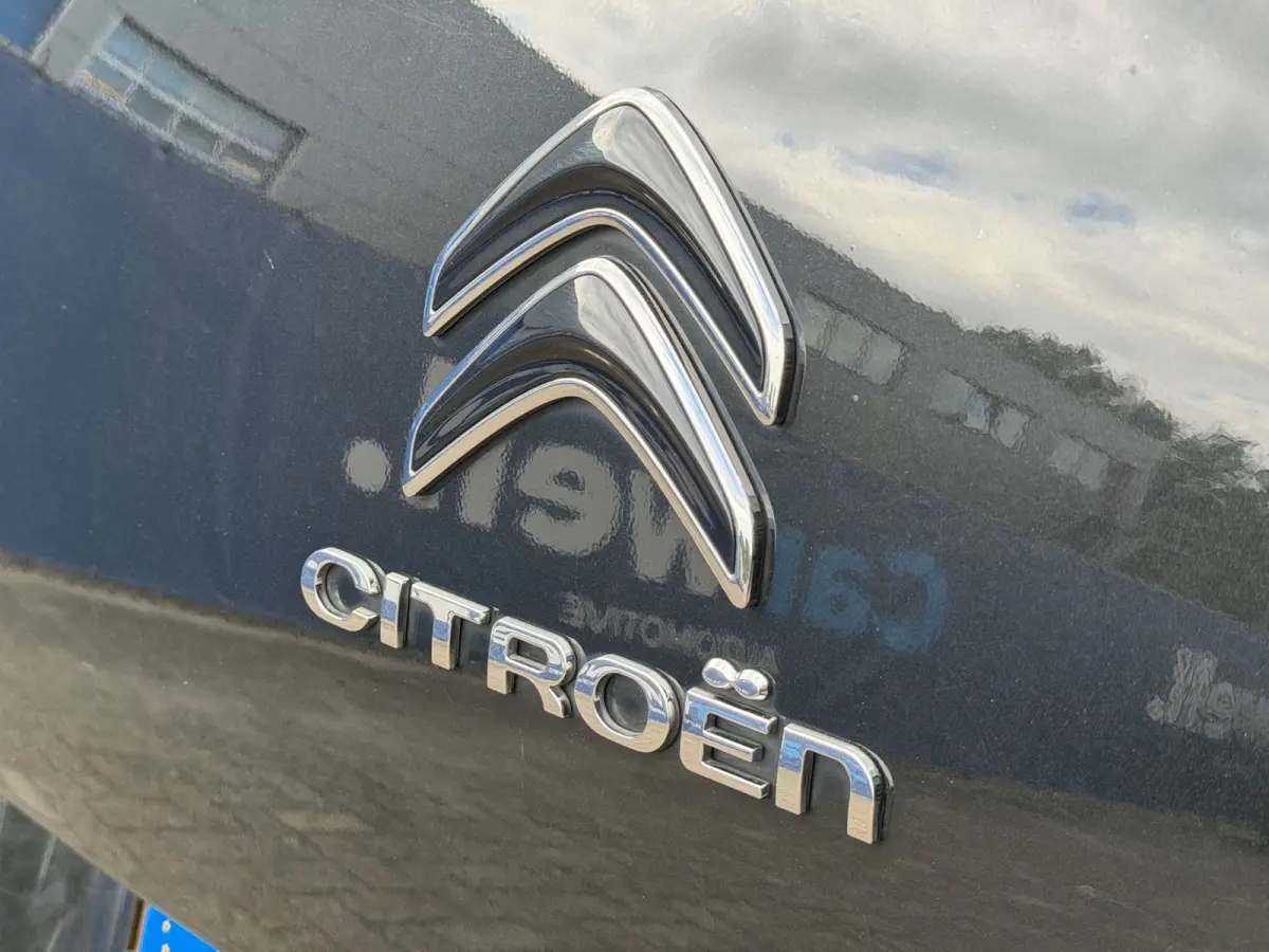 1.2 PureTech Shine|2e Eigenaar|AfnmTrekhaak|D-Riem vv in 2023|CarPlay|Climate|Cruise|Navi|Camera|PDC V+A|N.A.P|