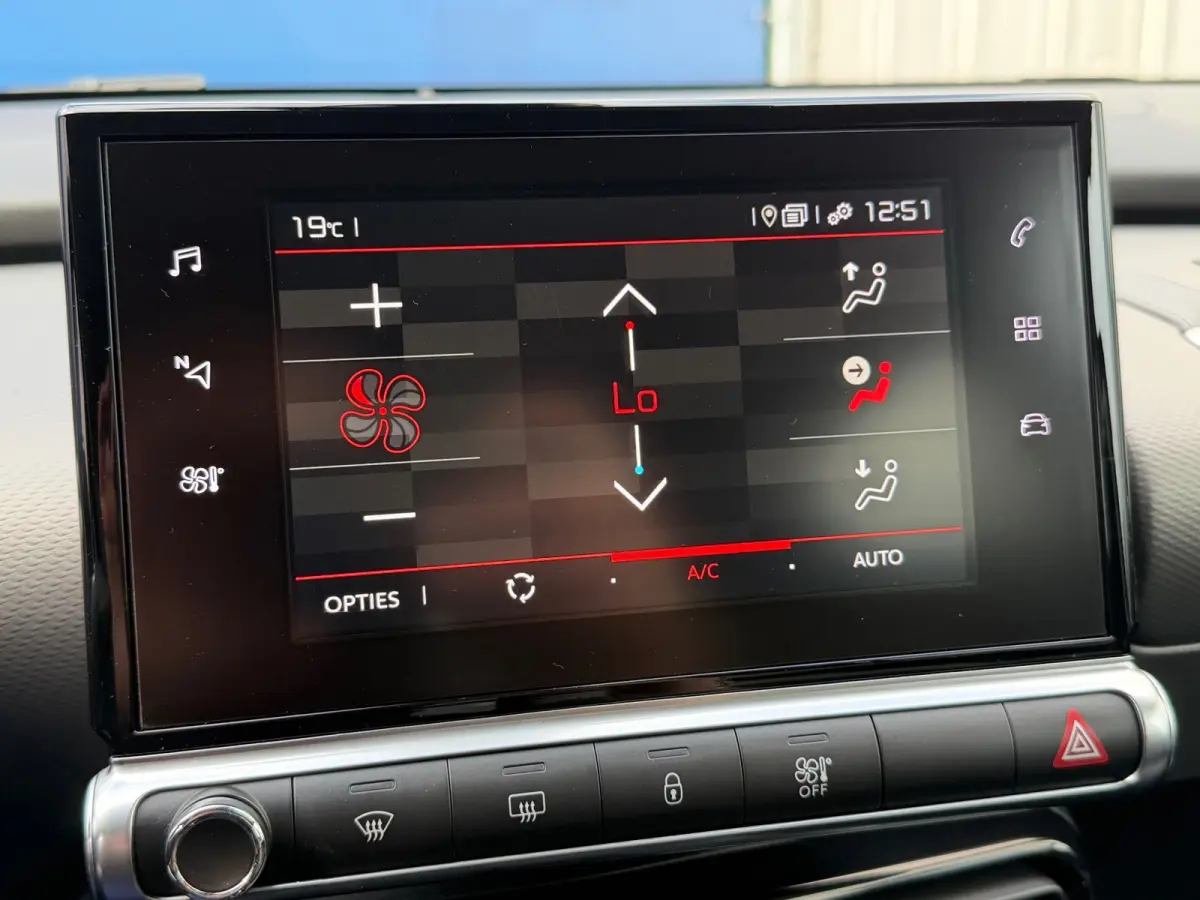 1.2 PureTech Shine|2e Eigenaar|AfnmTrekhaak|D-Riem vv in 2023|CarPlay|Climate|Cruise|Navi|Camera|PDC V+A|N.A.P|