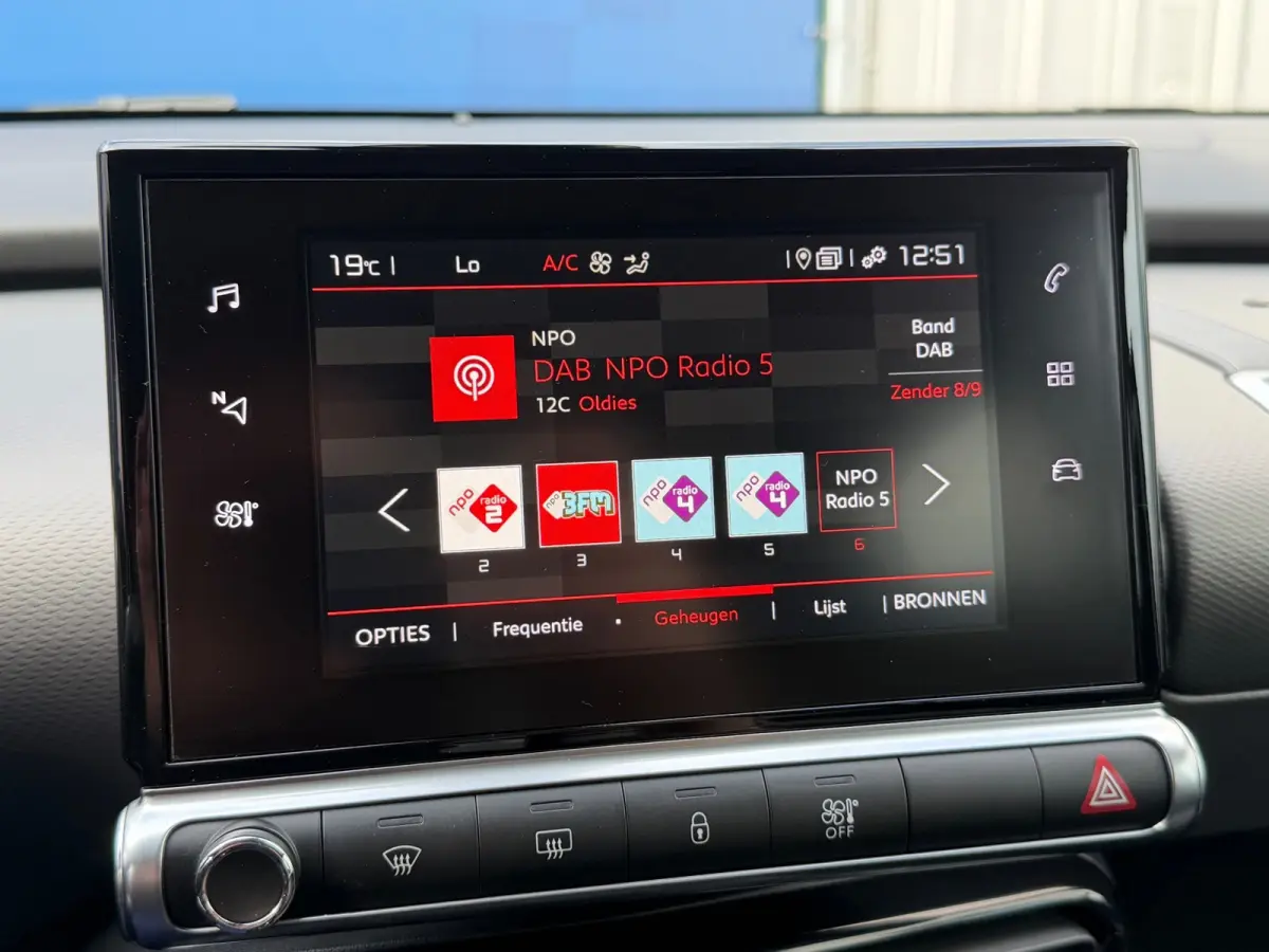 1.2 PureTech Shine|2e Eigenaar|AfnmTrekhaak|D-Riem vv in 2023|CarPlay|Climate|Cruise|Navi|Camera|PDC V+A|N.A.P|