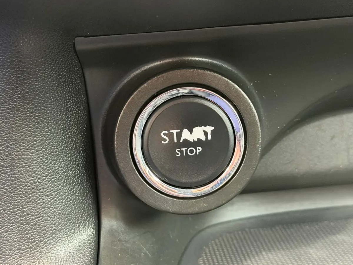 1.2 PureTech Shine|2e Eigenaar|AfnmTrekhaak|D-Riem vv in 2023|CarPlay|Climate|Cruise|Navi|Camera|PDC V+A|N.A.P|