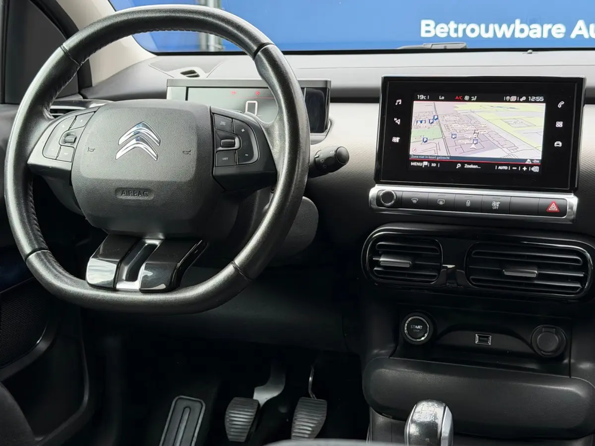 1.2 PureTech Shine|2e Eigenaar|AfnmTrekhaak|D-Riem vv in 2023|CarPlay|Climate|Cruise|Navi|Camera|PDC V+A|N.A.P|
