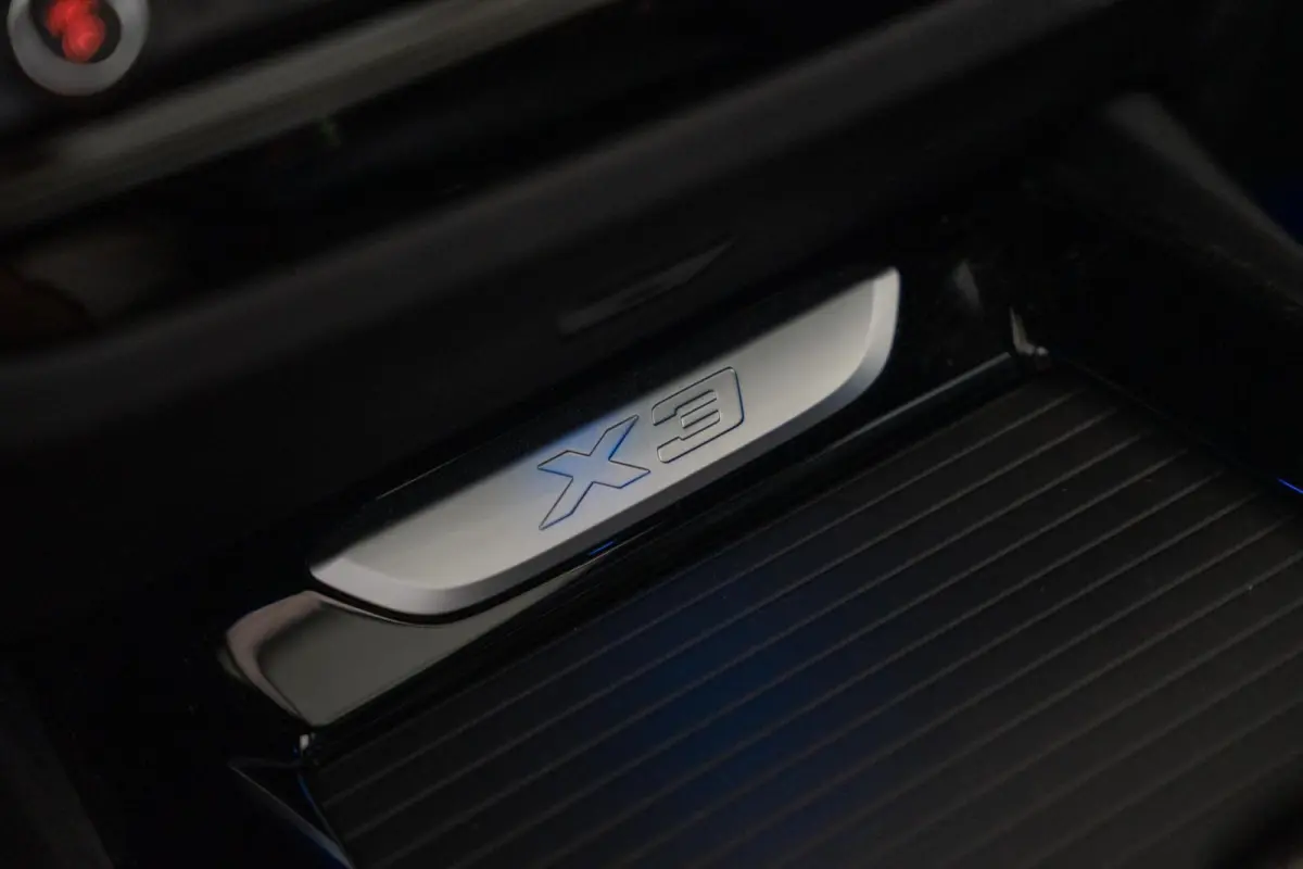 xDrive30e High Executive / M Sport Pro / Pano / HUD / Elektr. Stoelen / Harman Kardon