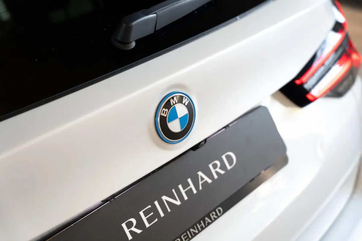 xDrive30e High Executive / M Sport Pro / Pano / HUD / Elektr. Stoelen / Harman Kardon