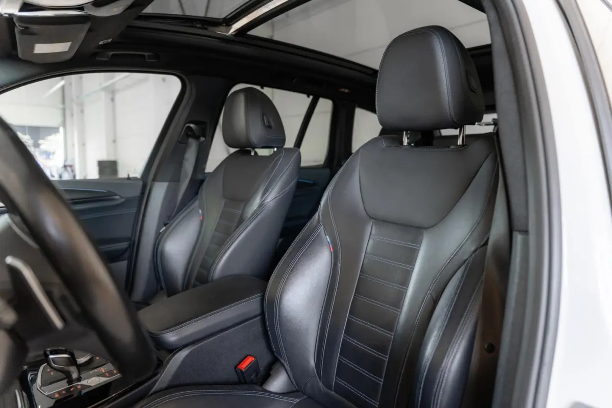 xDrive30e High Executive / M Sport Pro / Pano / HUD / Elektr. Stoelen / Harman Kardon