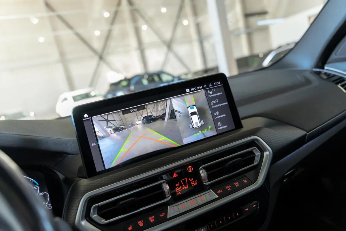 xDrive30e High Executive / M Sport Pro / Pano / HUD / Elektr. Stoelen / Harman Kardon