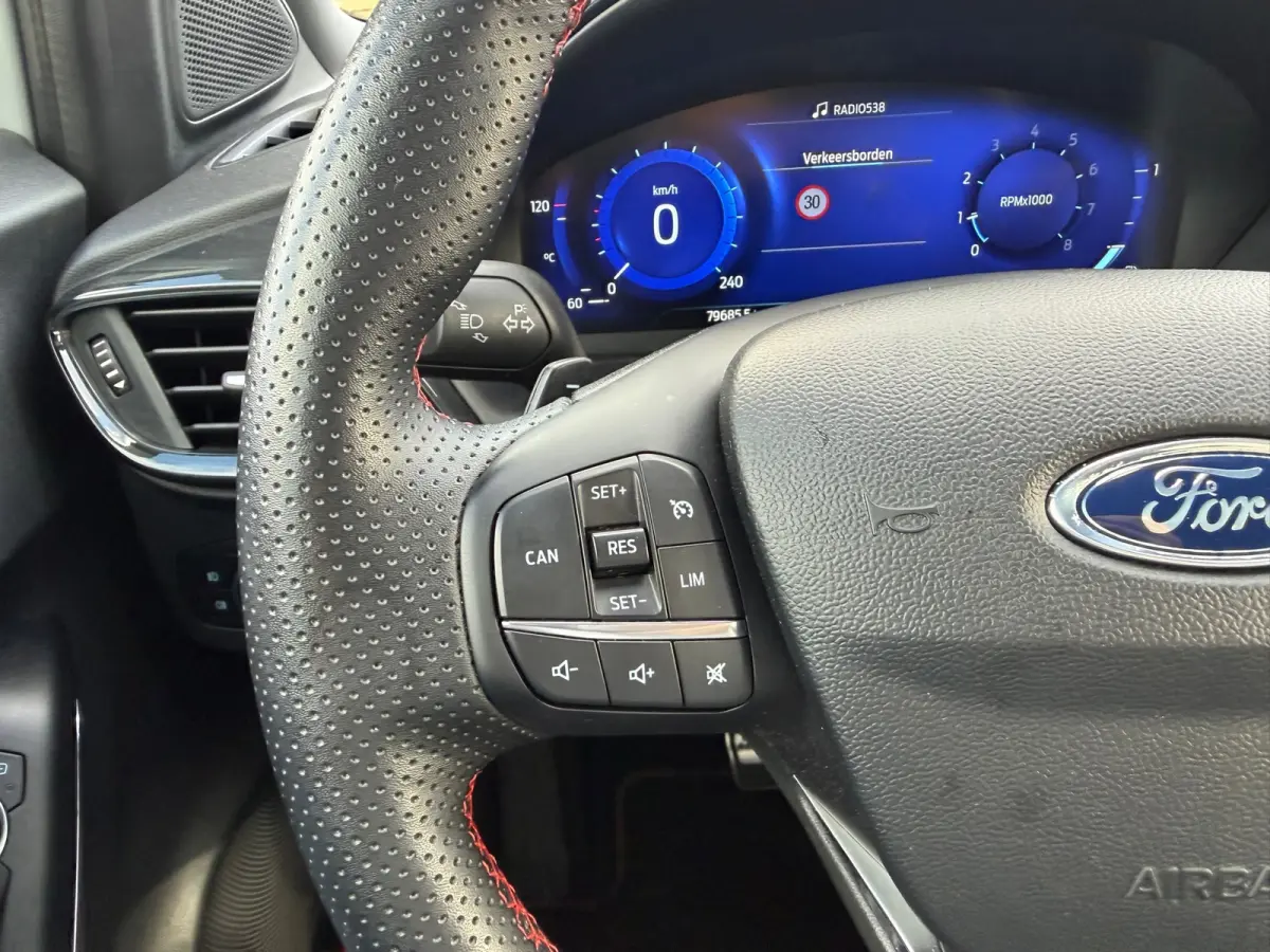 1.0 EcoBoost ST-Line X Automaat- Grey Matter - Virtual/Winterpakket/Carplay - Topstaat