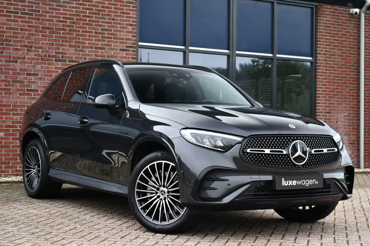 4MATIC AMG Line Distronic Night-pakket 20-inch