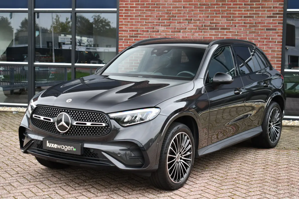 4MATIC AMG Line Distronic Night-pakket 20-inch