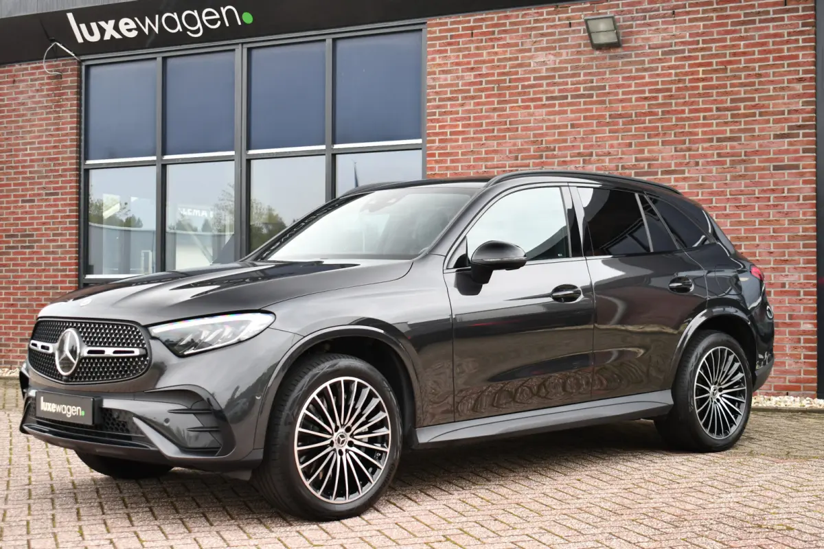 4MATIC AMG Line Distronic Night-pakket 20-inch