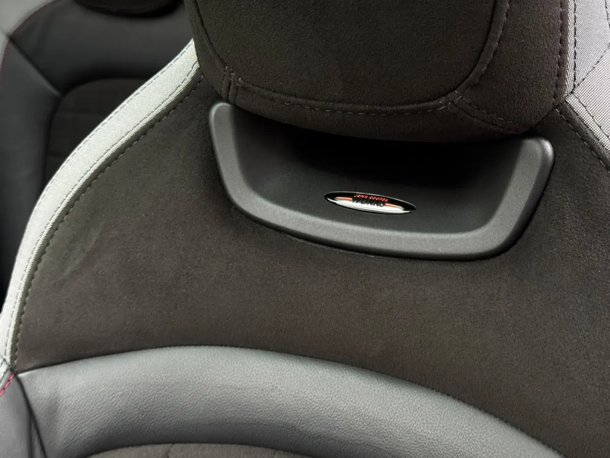 1.5 Cooper 136PK Automaat 5-Deurs Chili JCW Pano
