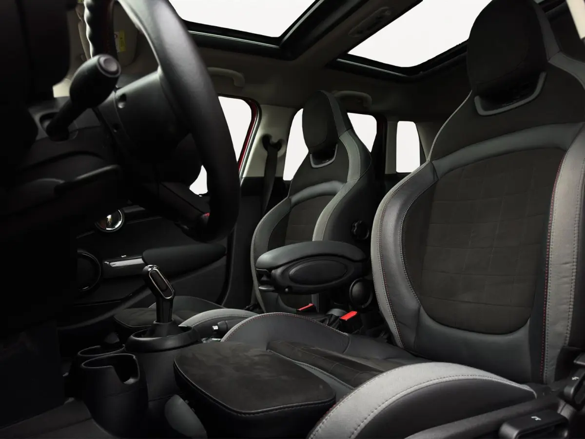 1.5 Cooper 136PK Automaat 5-Deurs Chili JCW Pano