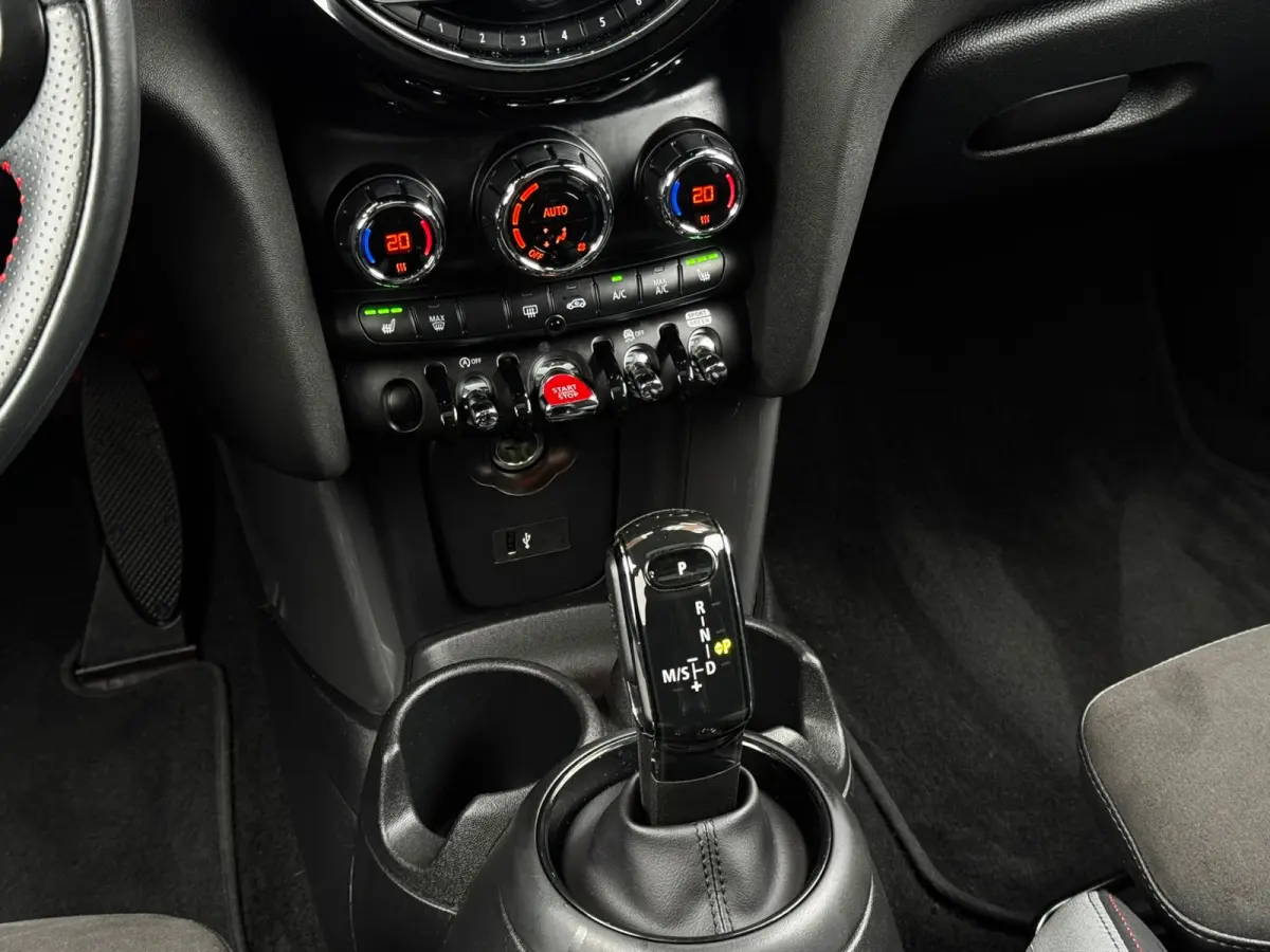 1.5 Cooper 136PK Automaat 5-Deurs Chili JCW Pano